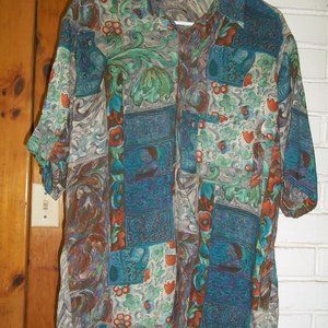 Vintage Mens Short Sleeve by EMME UNO Made In Italy 100% Rayon  - size Medium